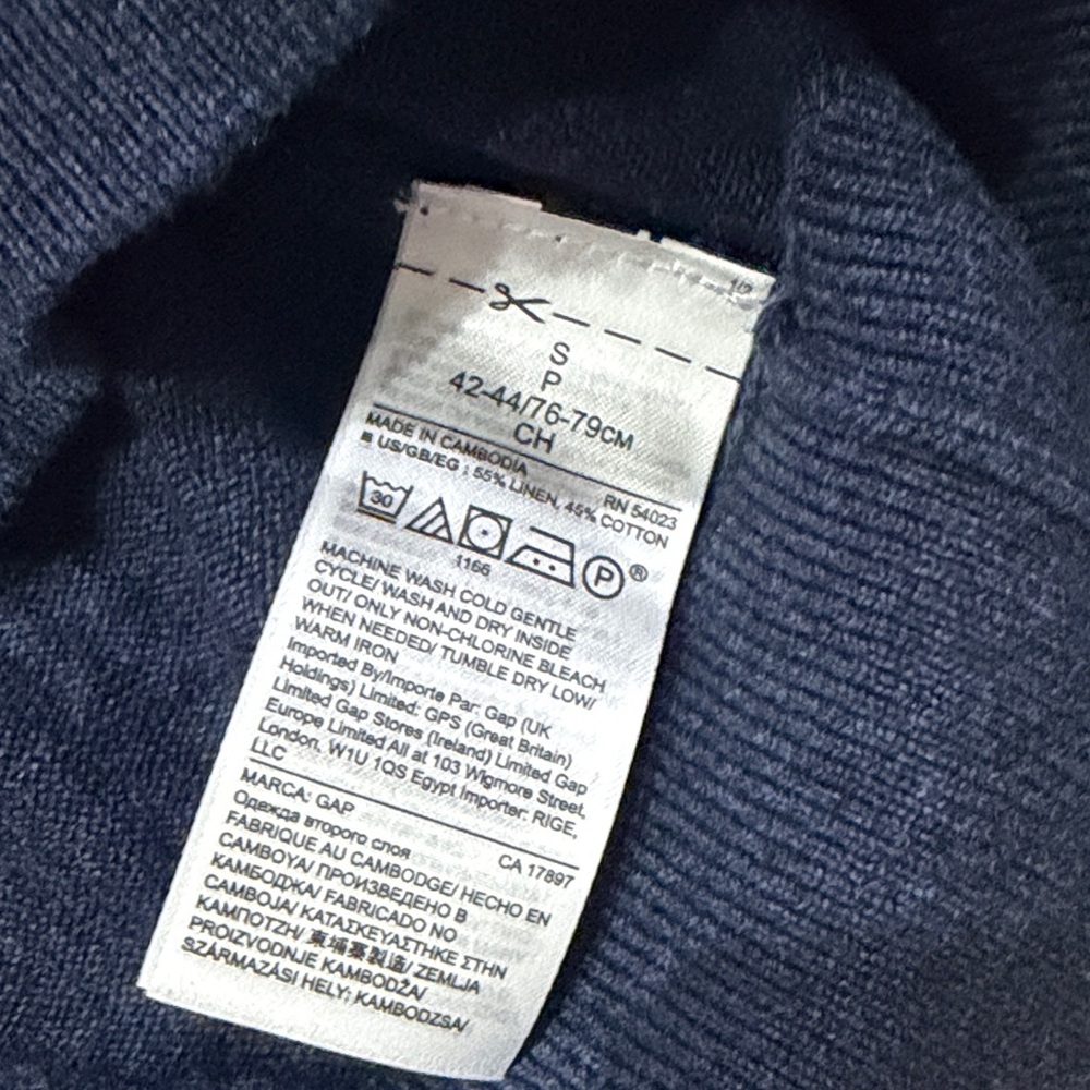 GAP Men's Crewneck Sweater - navy blue - Picture 2 of 8